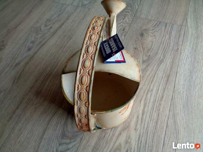 Konewka metalowa - ozdobna w kolorze ecru