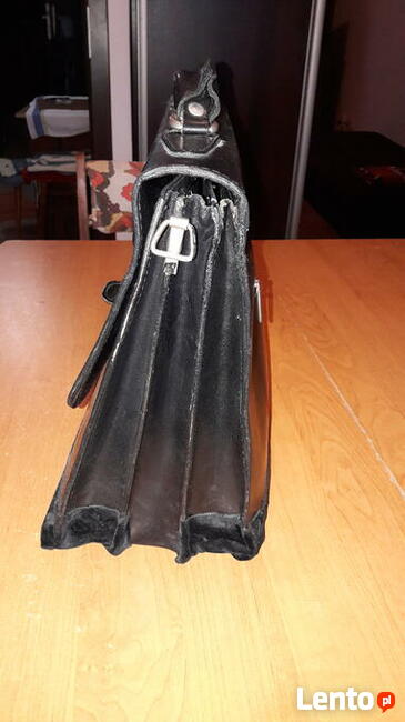 Sprzedaje telewizor SAMSUNG i daje teczkę skórzaną