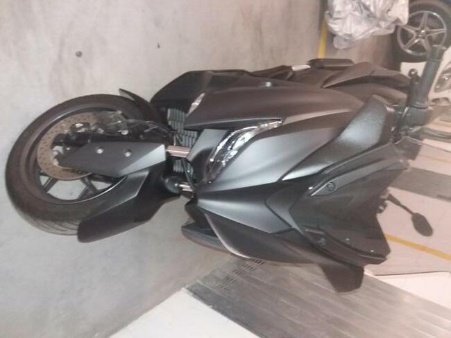 Yamaha xmax 125
