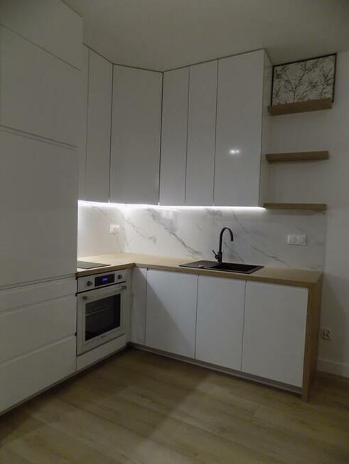 Miasteczko Nova Ochota ul Łopuszańska, apartament 2022 GARAŻ