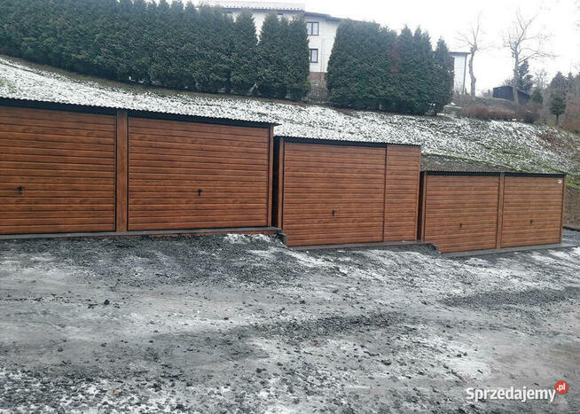 Garaż blaszany wiata na maszyny rolnicze konstrukcja profil