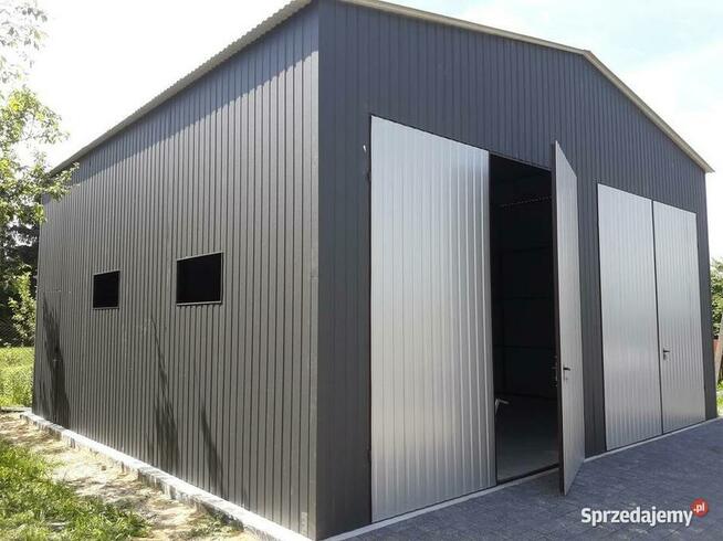 Garaż blaszany wiata na maszyny rolnicze konstrukcja profil