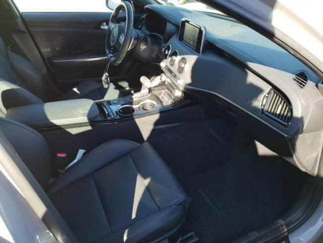 Kia Stinger 2021, 2.0L, od ubezpieczalni