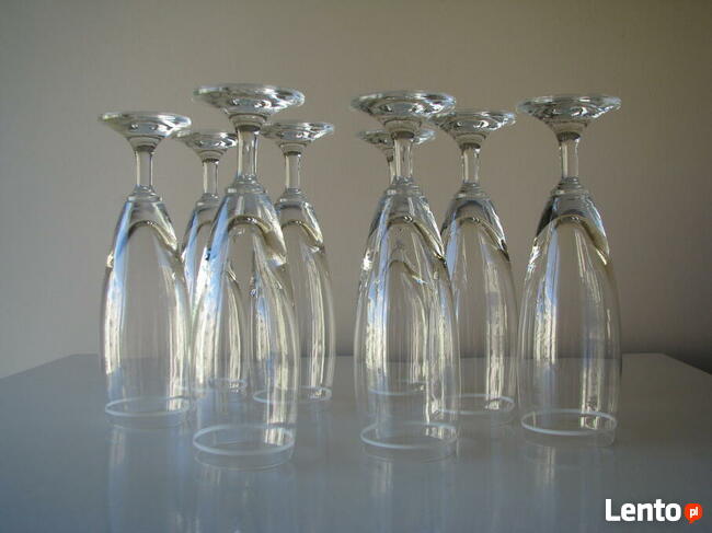 Lampki – kieliszki na wino z obwódką szampanówki 8 szt retro