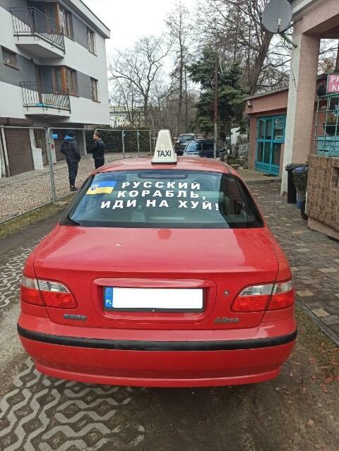 Naklejki białe czarne napisy / herb Ukraina flaga na folii