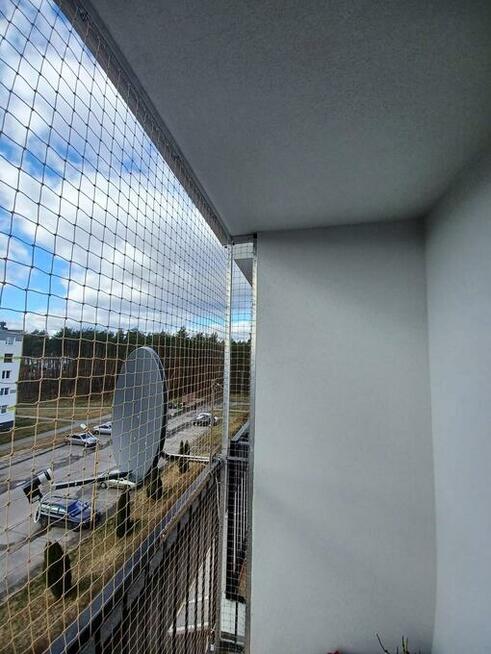 Siatka dla kota, na balkon, na ptaki montaż