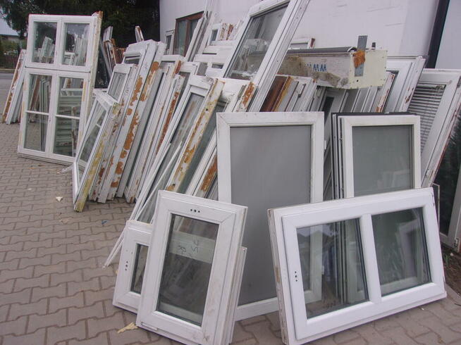 Okna pcv w szerokim wyborze 1000 - ące okien na stanie