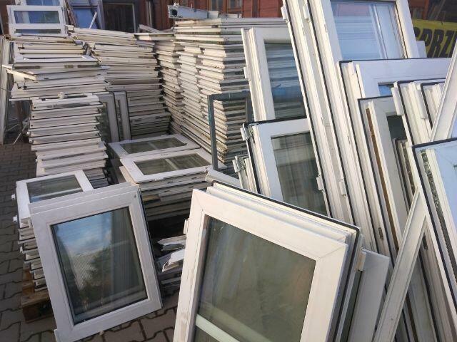 Okna pcv w szerokim wyborze 1000 - ące okien na stanie
