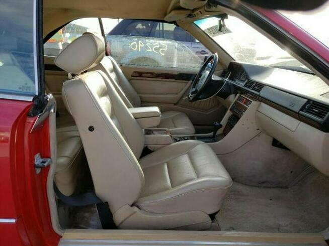 Mercedes E 320 1994, 3.2L, od ubezpieczalni