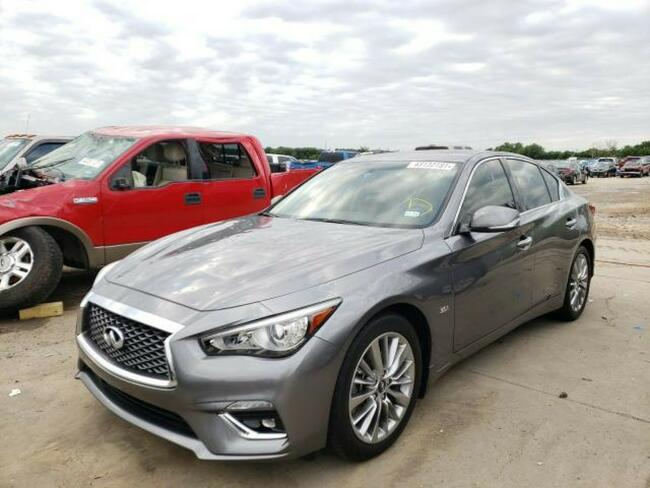 Infiniti Q50 2019, 3.0L, od ubezpieczalni