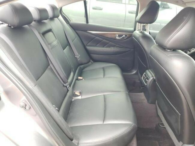 Infiniti Q50 2019, 3.0L, od ubezpieczalni