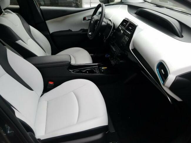 Toyota Prius 2019, 1.8L HYBRID, od ubezpieczalni