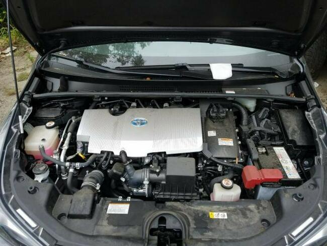 Toyota Prius 2019, 1.8L HYBRID, od ubezpieczalni