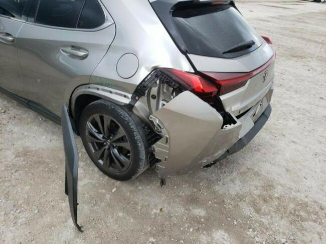 Lexus UX 2019, 2.0L, od ubezpieczalni