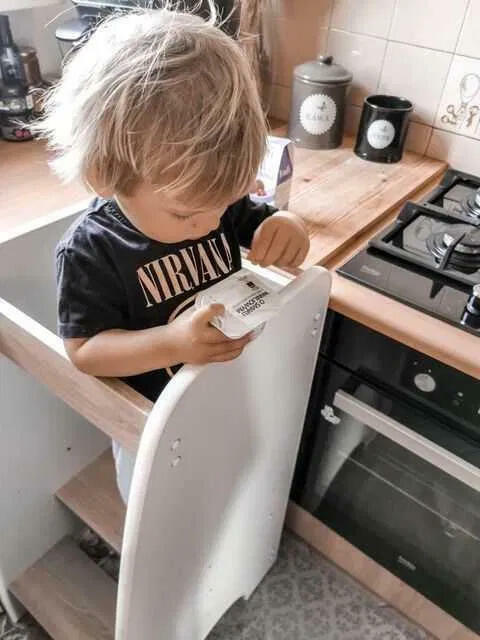 Kitchen helper - pomocnik kuchenny dla dziecka BellaLuni