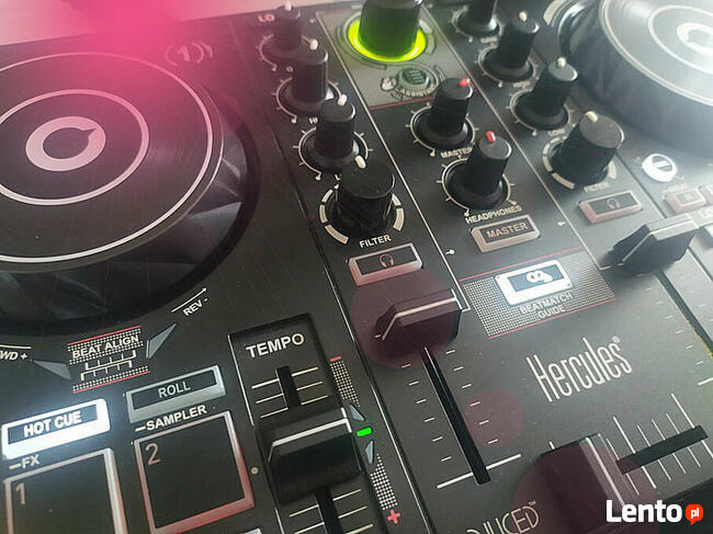 DJ VOX music-Wodzirej-Instrumentalista-Wokalista