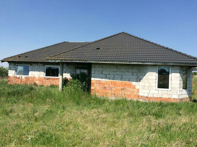 DOM PARTEROWY NA DUŻEJ DZIAŁCE - POSTOMINO