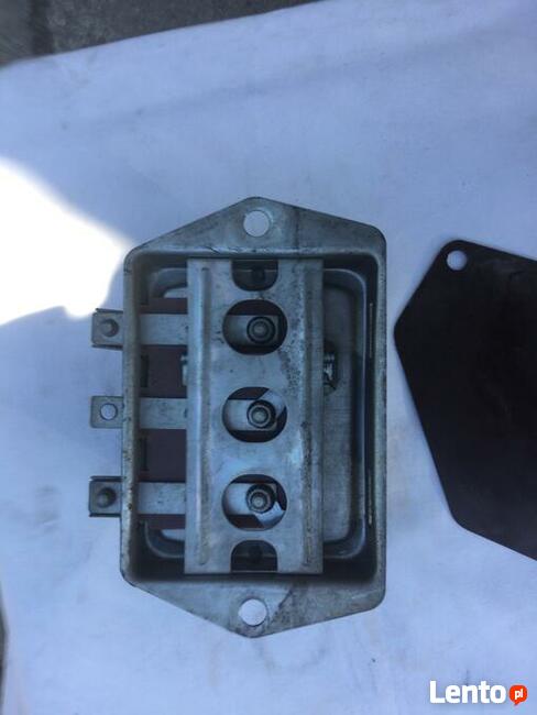 Regulator napięcia Fiat 126 p