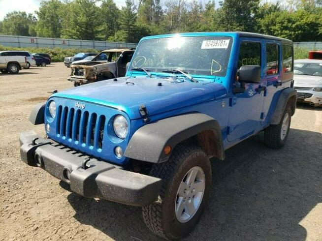 Jeep Wrangler 2015, 3.6L, 4x4, porysowany