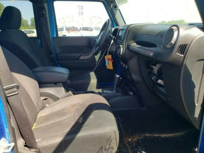 Jeep Wrangler 2015, 3.6L, 4x4, porysowany
