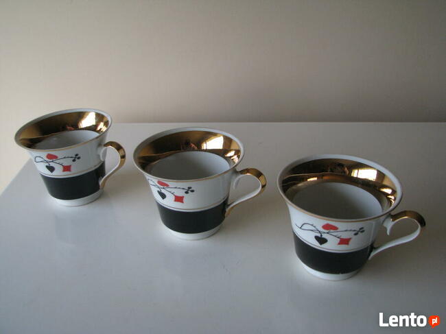 Piękne porcelanowe filiżanki karciane ze złoceniami Ćmielów