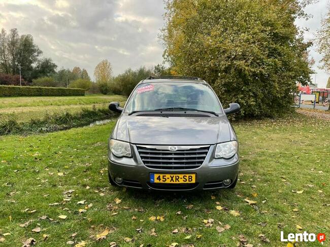 Voyager 2.8 CRD do przewozu inwalidy na wózku