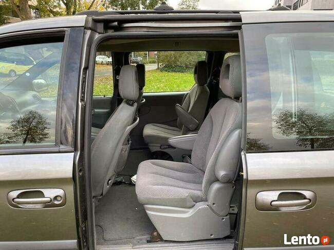 Voyager 2.8 CRD do przewozu inwalidy na wózku