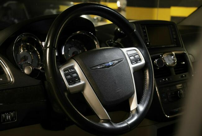 Chrysler Town & Country Warszawa