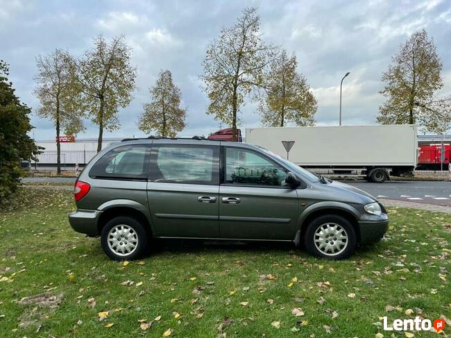 Voyager 2.8 CRD do przewozu inwalidy na wózku