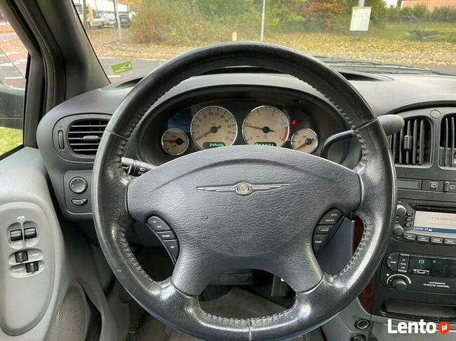 Voyager 2.8 CRD do przewozu inwalidy na wózku