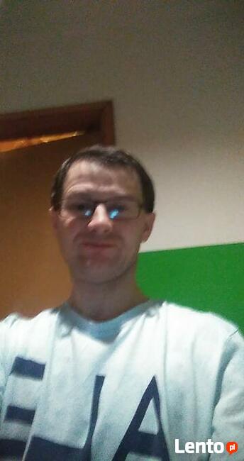 Szukam dziewczyny do poważnego związku w wieku 25 do 37 lat.