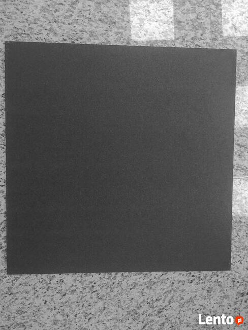 Konglomerat kwarcowy IMPERIAL BLACK 60x60x1,2 szczotka