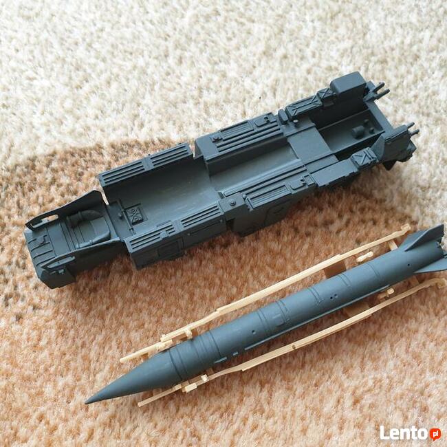 Samobieżna wyrzutnia 9K72 Elbrus ARMO