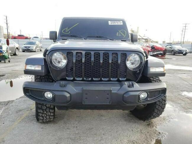 Jeep Gladiator 2021, 3.6L, 4x4, porysowany