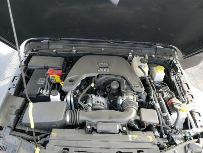Jeep Gladiator 2021, 3.6L, 4x4, porysowany