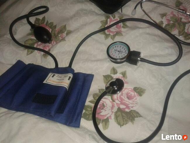 nowy ciśnieniomierz stetoskop słuchawki zegar