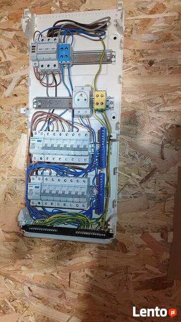 Elektryk Nowy Sącz - Instalacje elektryczne w bruzdach ścien