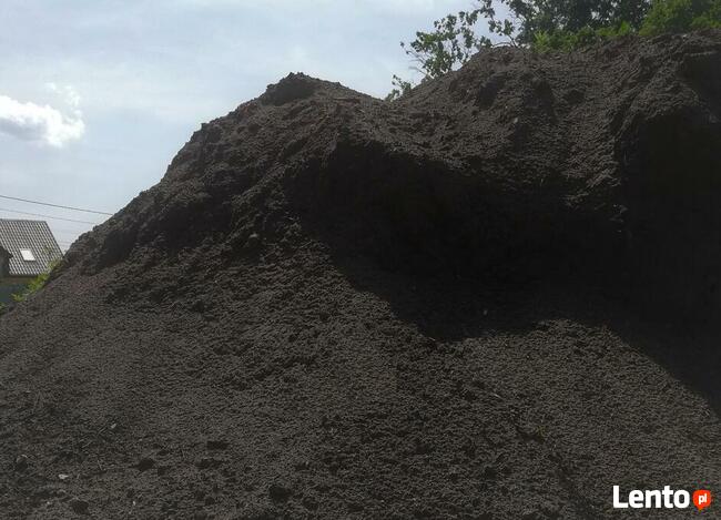 Ziemia przesiewana, czarna, ogrodowa, humus, czarnoziem