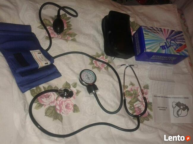 nowy ciśnieniomierz stetoskop słuchawki zegar