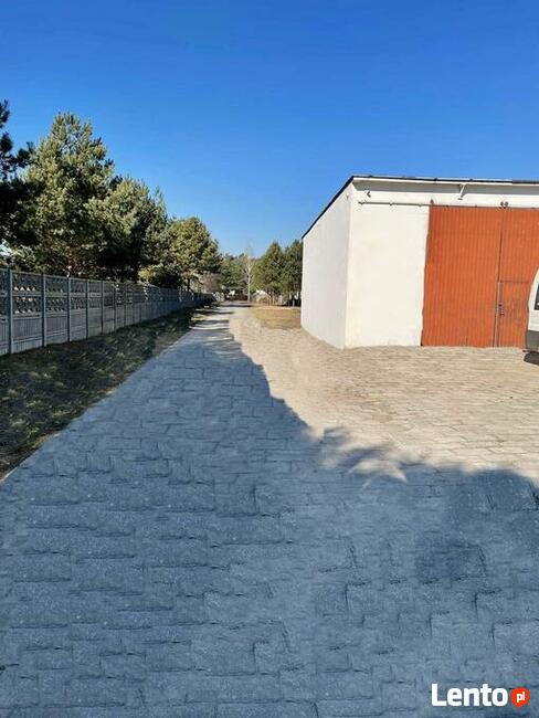 Działka rolno -budowlana z dwoma budynkami