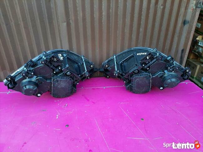 Mercedes Actros 2011 rok Lampy przednie nowe komplet europa