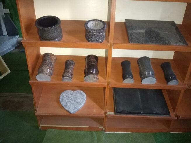 wazony, nagrobki, itp