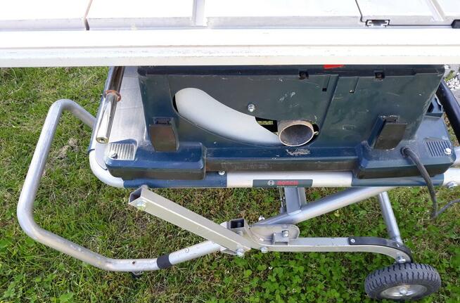 Piła stołowa Bosch GTS 10XC stół mobilny GTA60W