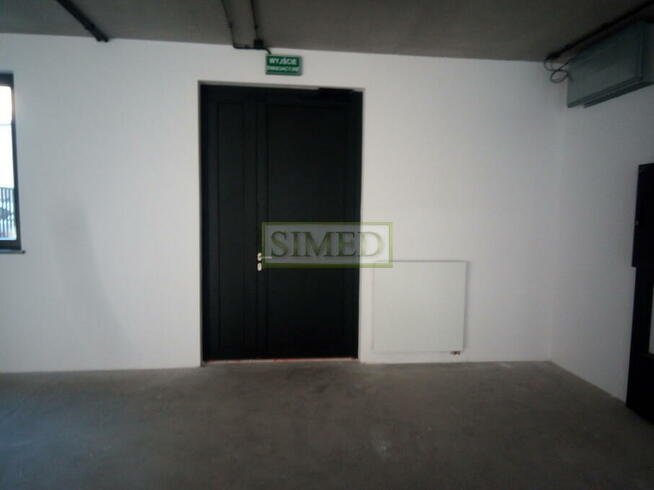 Magazyn 1 piętro , winda towarowa