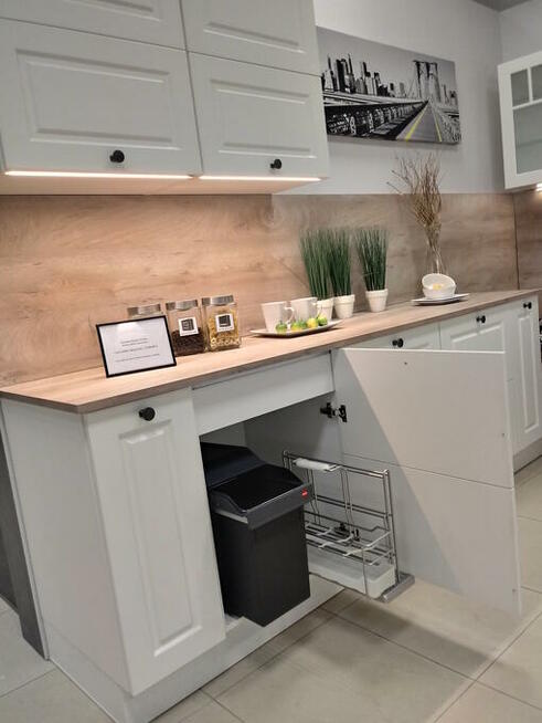 Meble kuchenne - wyprzedaż ekspozycji.