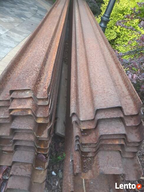 Pale szalunkowe grodzice wypraski