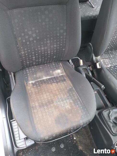 Czyszczenie tapicerki, kominów, rynien