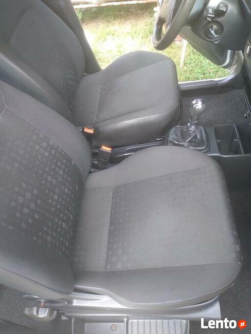 Czyszczenie tapicerki, kominów, rynien