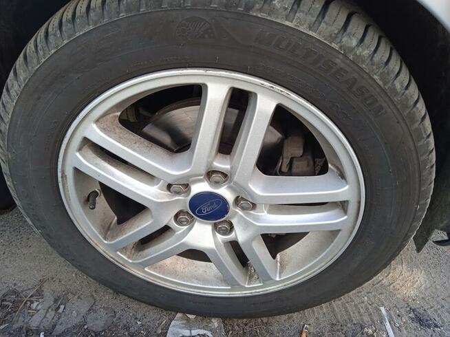 Samochód osobowy Forda Focusa C-Max