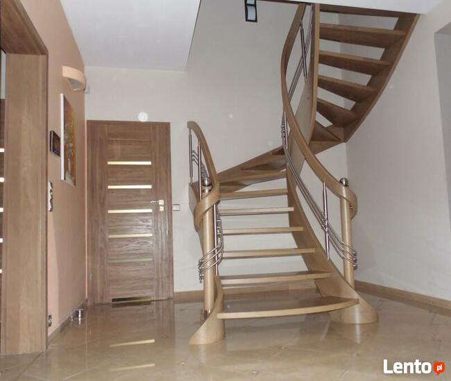 Schody gięte, kręcone, podłogi drewniane, Warszawa